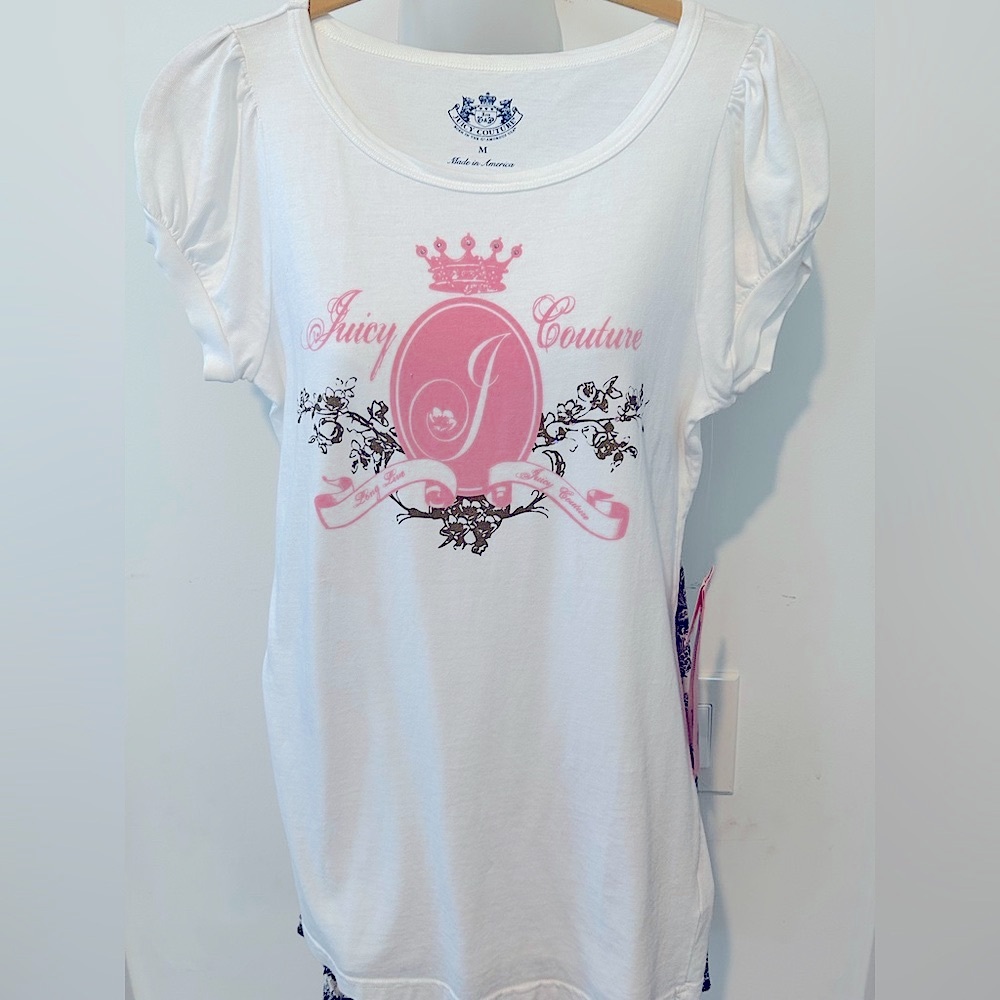 Juicy Couture White and Pink Graphic Tee